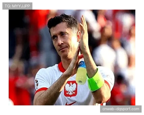 队长袖标的重量：C罗、梅西、莱万确认最后一次参加世界杯